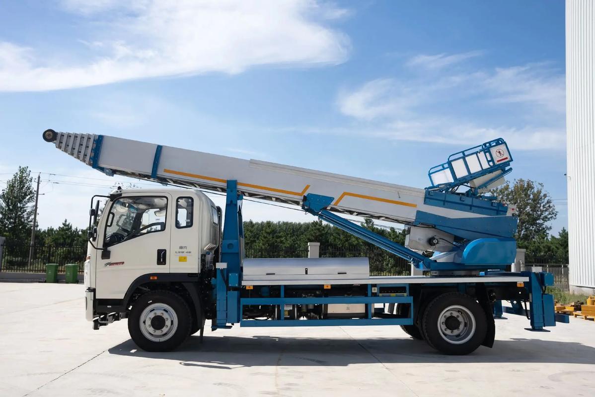 安义云梯上料车租赁费用