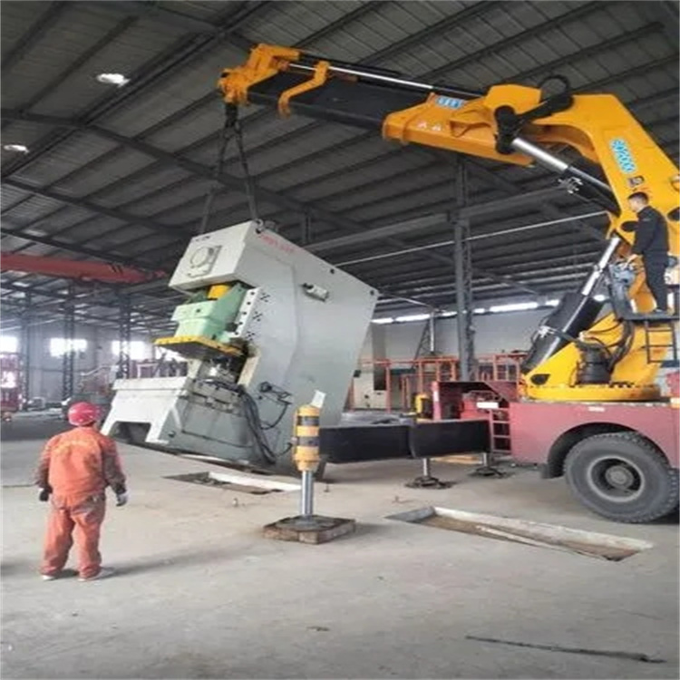 安义80吨折臂吊车出租附近电话